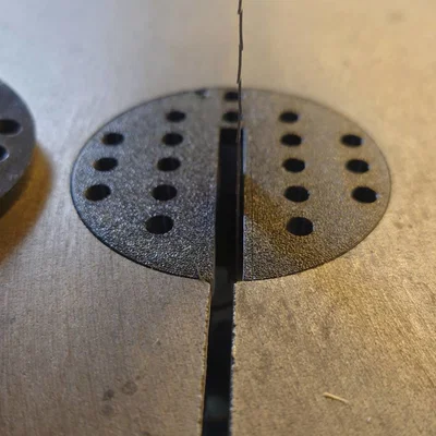 Tự in 3D miếng chèn bàn máy cưa vòng (Bandsaw Table Insert) cực chuẩn
