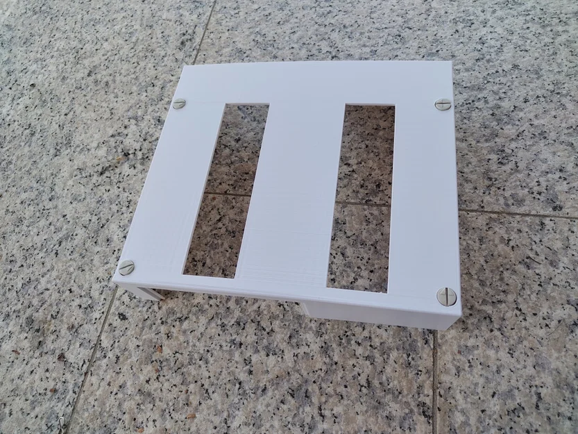 Nắp tủ điện Hager (Hager distribution panel cover) – bản thay thế - Image 1
