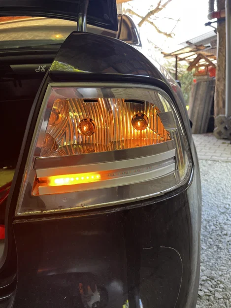 Khung Đỡ Dải Đèn LED Dynamic Cho Xe Saab 9-3 (2002-2007) - Image 2