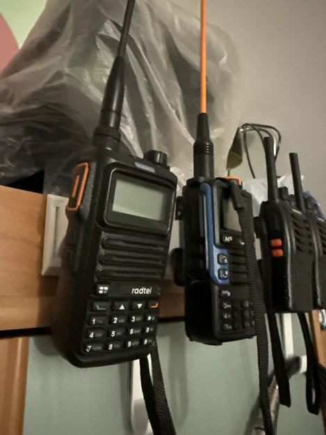 Móc / Đế / Giá treo bộ đàm HAM Radio (Hook/Stand/Holder/Hanger) - Image 1