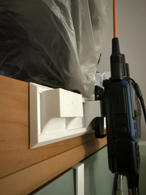 Móc / Đế / Giá treo bộ đàm HAM Radio (Hook/Stand/Holder/Hanger) - Image 2