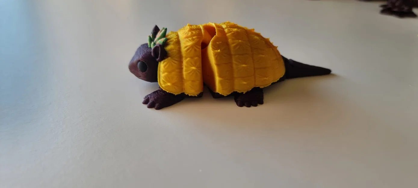 Đồ chơi fidget armadillo trái thơm flexi khớp nối - Image 2
