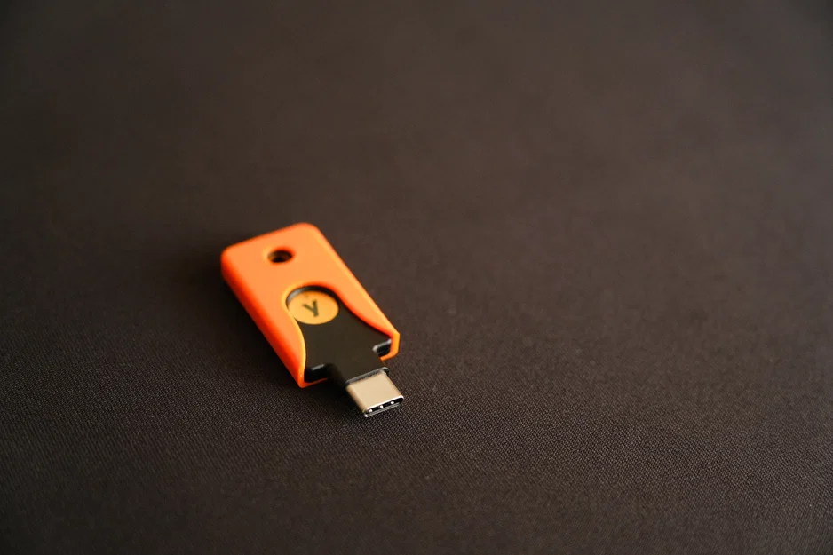 Ốp bảo vệ Yubikey 5c NFC - Nhỏ gọn, bền bỉ và dễ nhận diện - Image 2