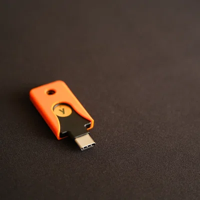 Ốp bảo vệ Yubikey 5c NFC - Nhỏ gọn, bền bỉ và dễ nhận diện