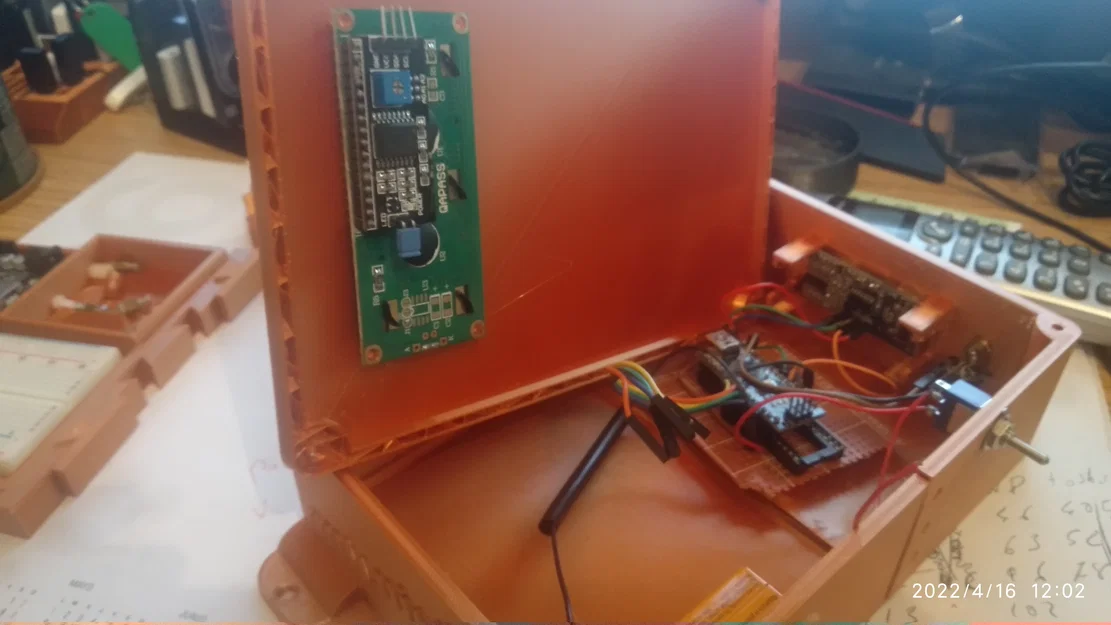 Hộp đựng Arduino HC-SR04 và màn hình LCD 16x2 - Image 4