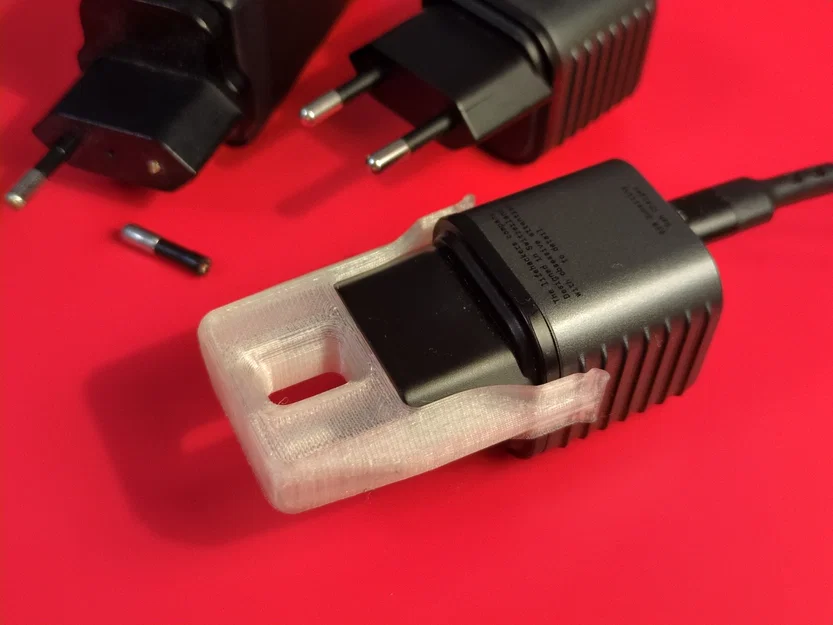 Nắp che chân cắm cho sạc Rollingsquare Supertiny USB-C - Image 1