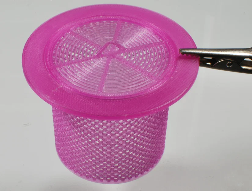 Giá đựng hạt hút ẩm cho bucket (Bucket desiccant holder) - Image 1