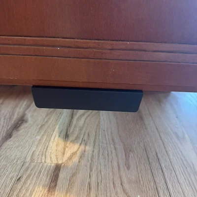 Tay Kéo Chân Cho Tủ Bếp (Kitchen Cabinet Foot Pull)
