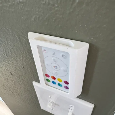 Giá Treo Tường Remote Bóng Đèn (Light Bulb Remote Wall Mount)