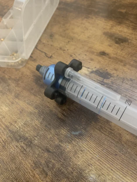 Syringe Luer Tips – Bộ đầu tip và khay giữ cho ống tiêm 20ml - Image 1
