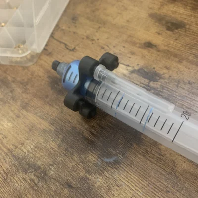 Syringe Luer Tips – Bộ đầu tip và khay giữ cho ống tiêm 20ml