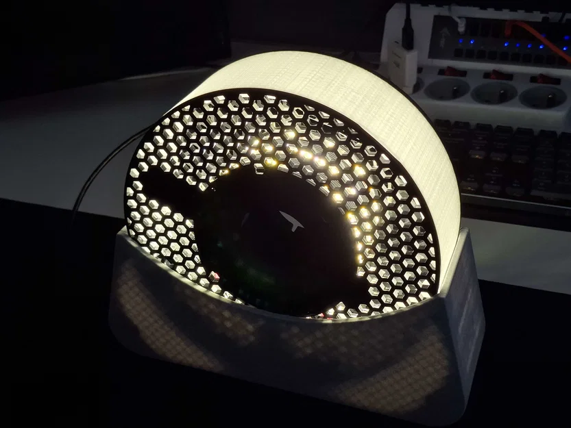 Đèn Kinetic (PRUSAMENT Upcycle) - Image 2