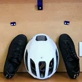 Giá Treo Tường Softboard cho Nón Bảo Hiểm & Giày Đạp Xe - Thumbnail 7