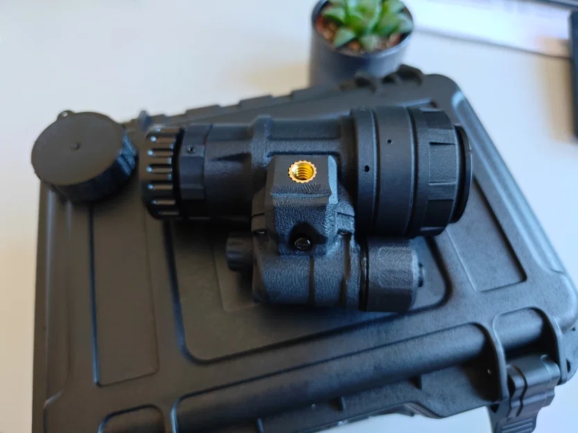 PVS Yorkshire-14 MX10160 gen2+ analog nightvision – mẫu in 3D - Image 2