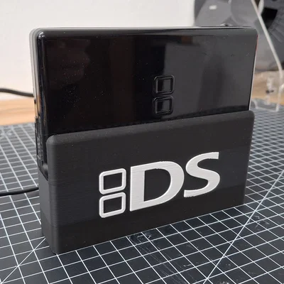 Đế sạc cho Nintendo DS Lite