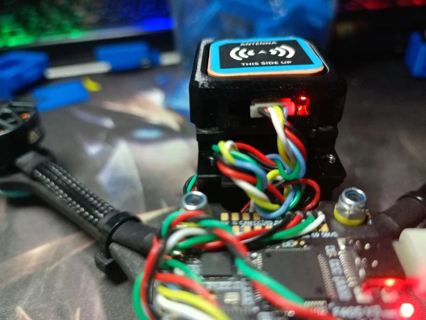 Remix gá GPS GEPRC Mark 5 — phản xạ LED góc nghiêng / xem trạng thái - Image 1