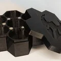 Hộp đựng xúc xắc 7 ngăn, nắp nam châm cho tabletop & Dungeons & Dragons - Thumbnail 1
