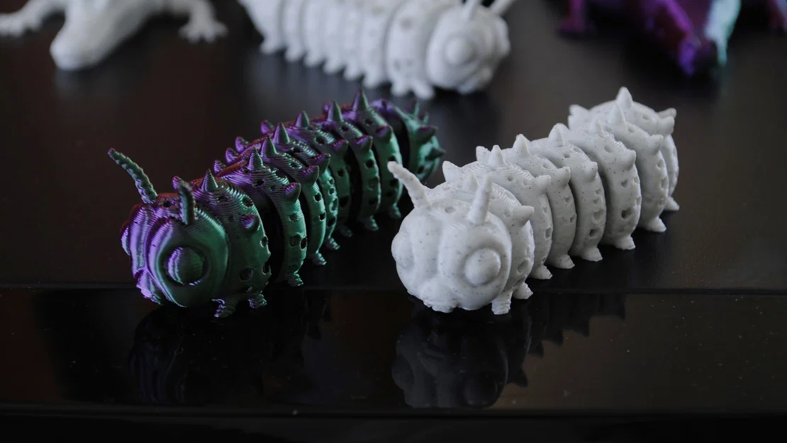 Mô hình chú sâu linh hoạt Flexy Caterpillar in 3D cực dễ thương - Image 1