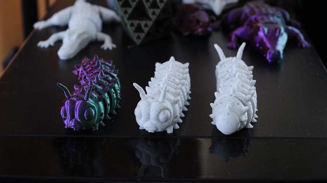 Mô hình chú sâu linh hoạt Flexy Caterpillar in 3D cực dễ thương - Image 3