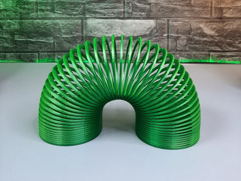 SLINKY TOY – Đồ chơi lò xo print-in-place, không cần support - Image 1