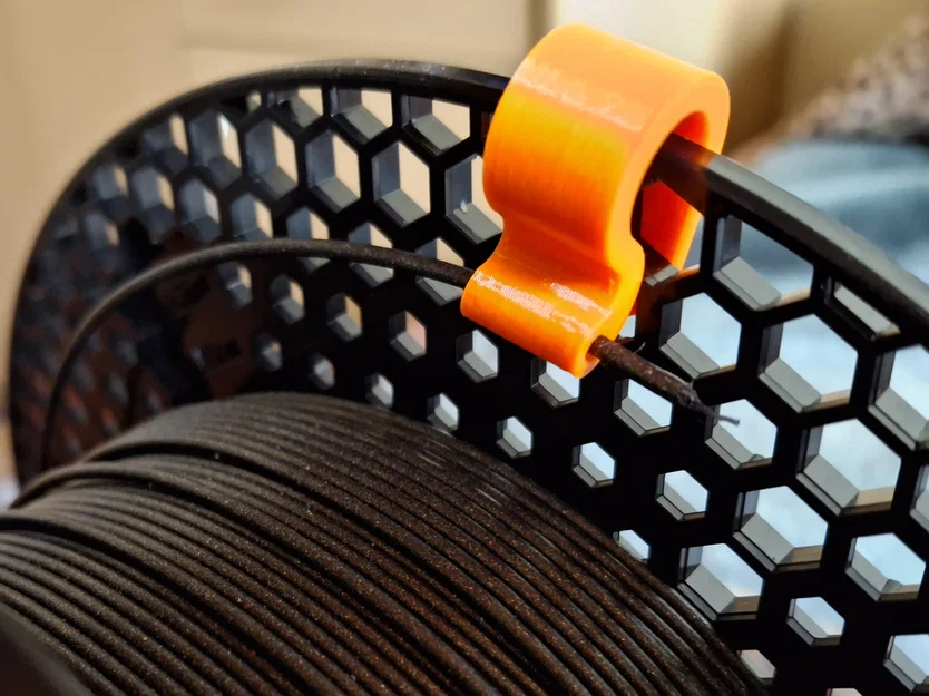 Kẹp giữ dây nhựa in 3D 1.75mm (Filament Clip) nhỏ gọn tiện lợi - Image 1