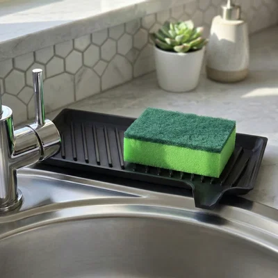 Giá đỡ bọt biển và khăn lau nhà bếp tự thoát nước