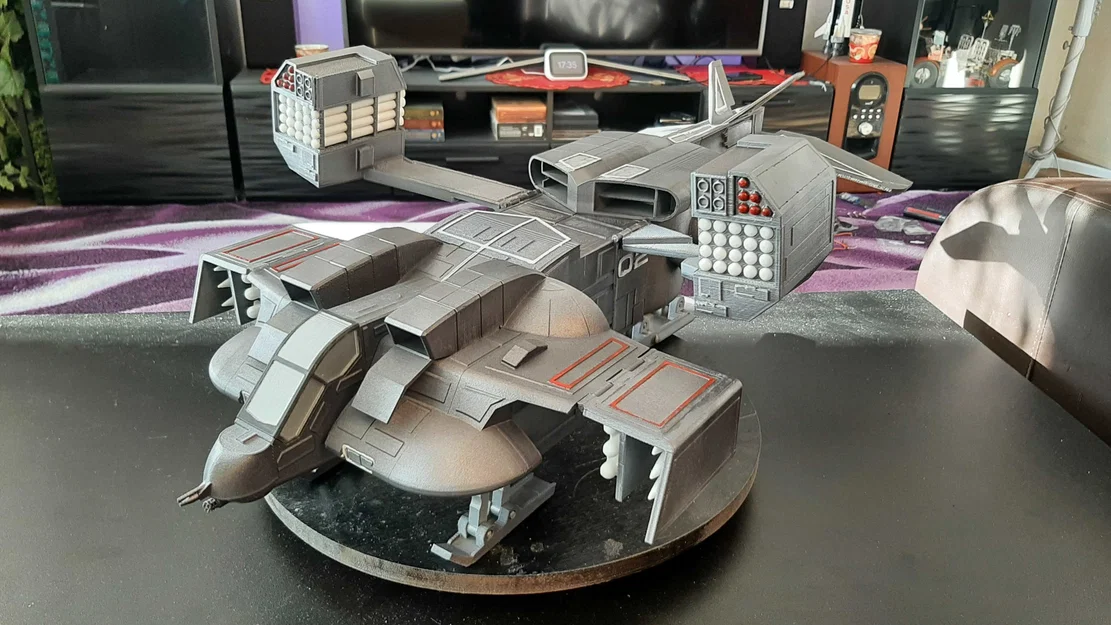 UD4 - Dropship từ phim Aliens (Cheyenne Dropship) - Image 1
