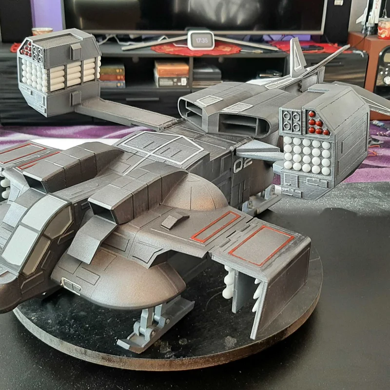 UD4 - Dropship từ phim Aliens (Cheyenne Dropship)