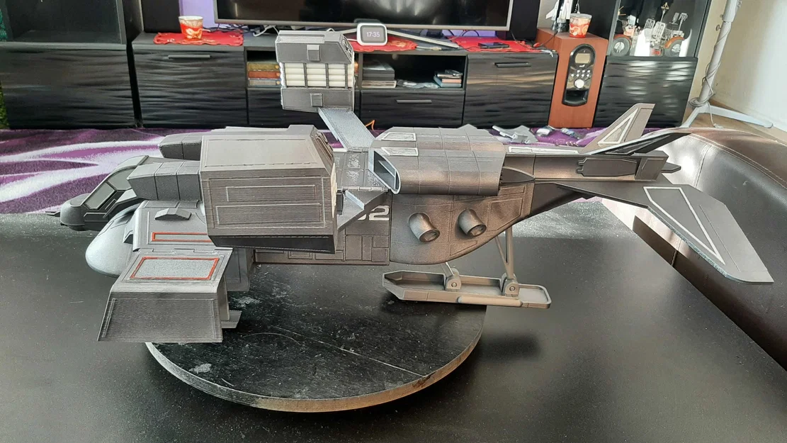 UD4 - Dropship từ phim Aliens (Cheyenne Dropship) - Image 2