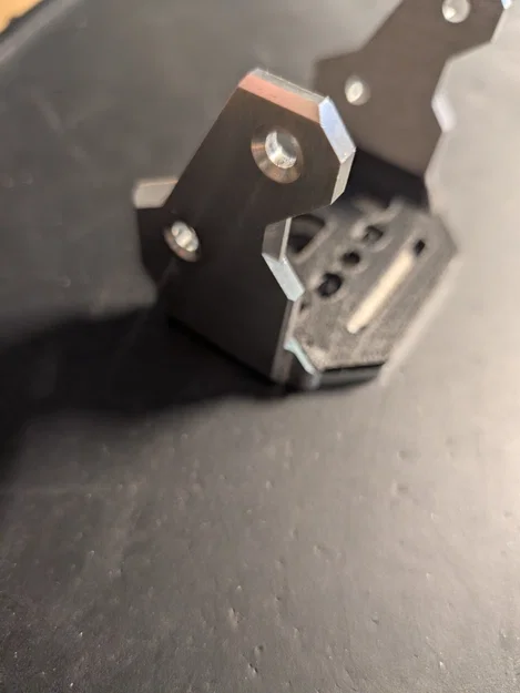 Top Plate cho Bondtech LGX Pro trên RatRig V Core 4 CNC Toolhead - Image 4