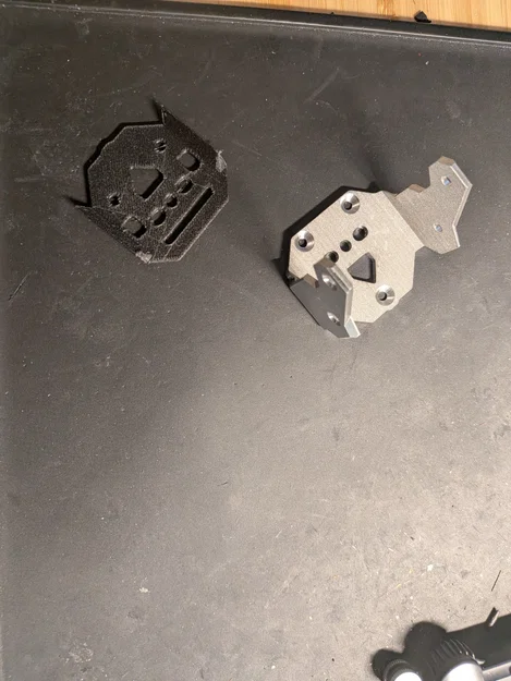 Top Plate cho Bondtech LGX Pro trên RatRig V Core 4 CNC Toolhead - Image 7
