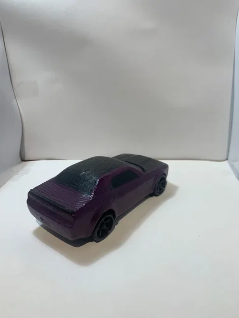 Bản sao Dodge Challenger Hellca ngoài đời thật (Replica) - Image 2