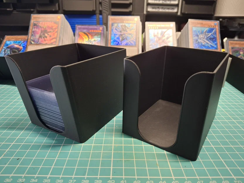 Khay đựng TCG Top Loader Holder - Image 1