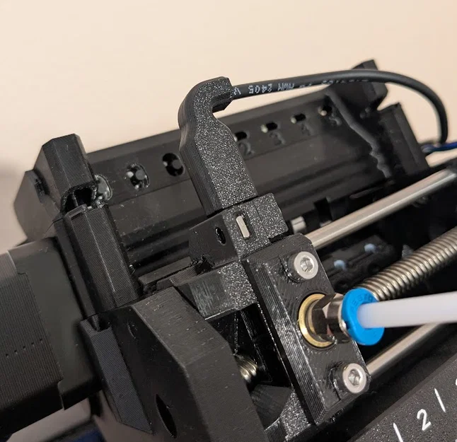 MMU3 FINDA Cable Strain Relief (Bản ngắn, rãnh ôm cáp) - Image 1