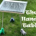 The Handy Table: Chiếc Bàn Độc Đáo Với Chân Hình Bàn Tay In 3D - Thumbnail 2
