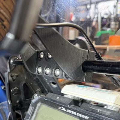 Ngàm gắn GPS Carpuride cho xe máy
