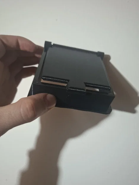 TotGuard: Nắp bảo vệ ổ cắm điện an toàn cho bé - File in 3D - Image 7