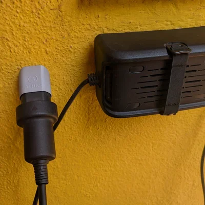 Giá treo tường cho ổ cắm sạc Ather (Ather charger Socket wall mount)