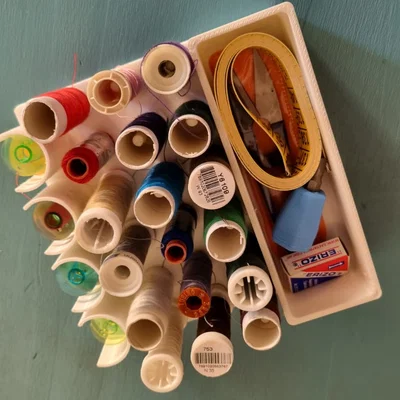 Khay sắp xếp đồ may: bobbins & phụ kiện