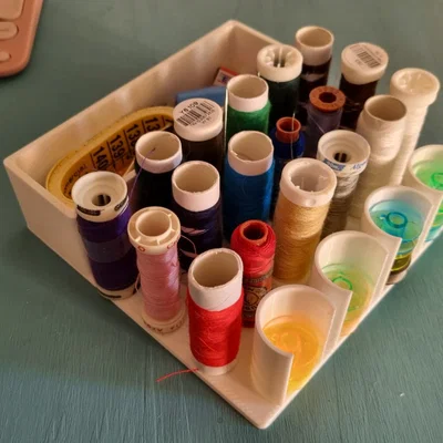 Khay sắp xếp đồ may: bobbins & phụ kiện