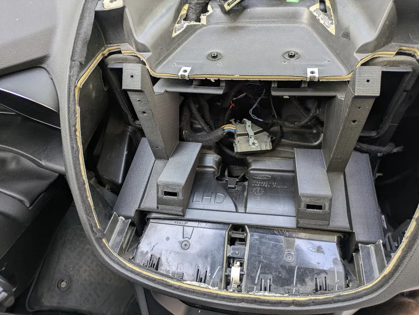 Giá đỡ Ford Kuga 2 lắp Sync 3 (Sync3 mount) - Image 3