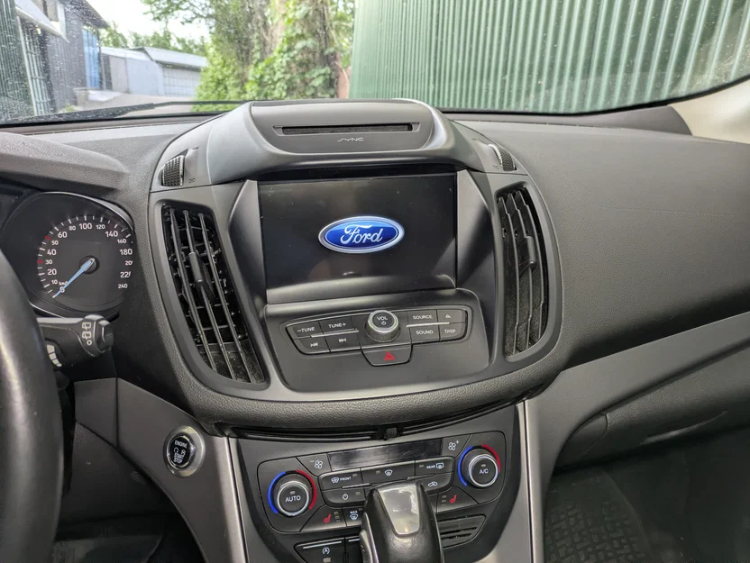 Giá đỡ Ford Kuga 2 lắp Sync 3 (Sync3 mount) - Image 4