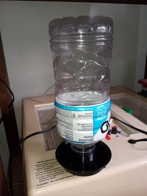 Máng nước gà con cho chai Powerade (ren 3 vòng) – 2 cỡ + anti drown - Image 3