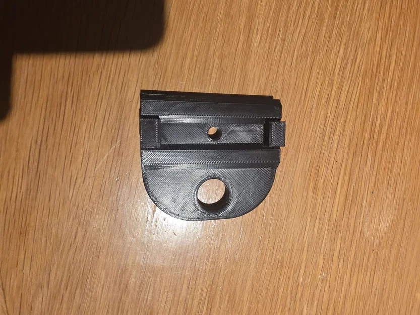 Bát/Tấm adapter cố định tarp cho C-Slot slide - T5/T6 - Image 1