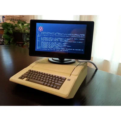 Vỏ Apple II cho Raspberry Pi – phiên bản Apple //e
