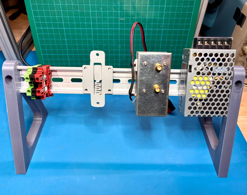Giá đỡ DIN Rail cho thanh nhôm có gờ (DIN Rail Stand for Alu) - Image 1