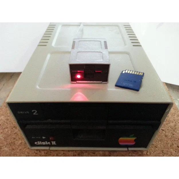 Vỏ đầu đọc thẻ SD kiểu Apple Disk II (Disk ][) - Image 2