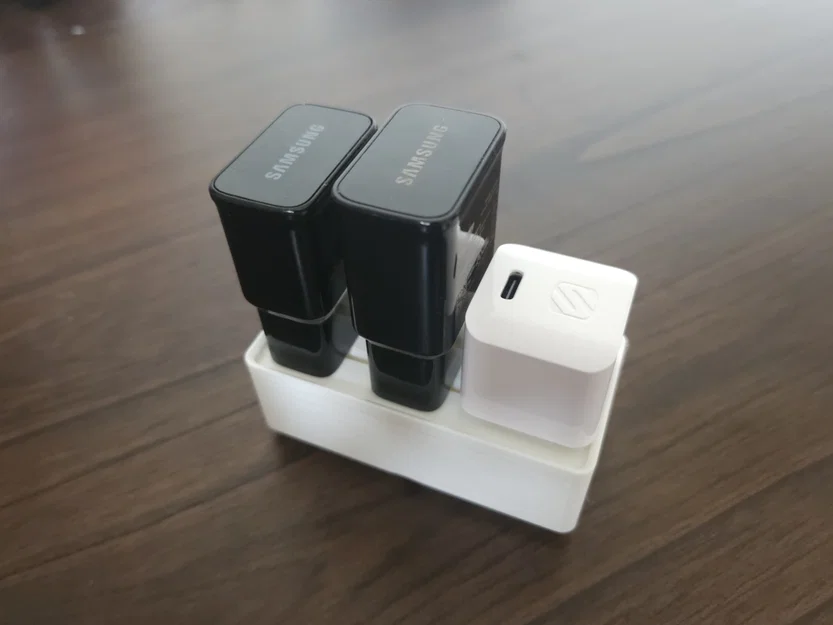 Khay Gridfinity đựng Power Brick (Sạc Điện Thoại) 1x2 - Image 2