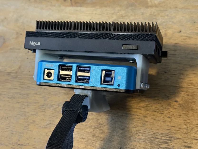 Ngàm chân (Foot Mount) Pegasus Powerbox Advance Gen 2 - Image 2