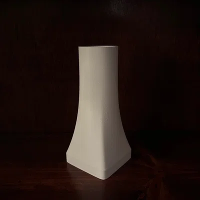 Bình hoa cao chuyển dạng Từ Vuông Sang Tròn (Square to Round Tall Vase)